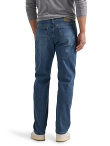 Wrangler Authentics Men's Regular Fit Comfort Flex Waist Jean — Complimentary Gift with $69+ Orders; If the Gift Is Out of Stock or Its Price Rises, Order Cancelled with Full Refund Before Shipment