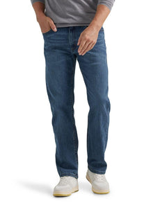 Wrangler Authentics Men's Regular Fit Comfort Flex Waist Jean — Complimentary Gift with $69+ Orders; If the Gift Is Out of Stock or Its Price Rises, Order Cancelled with Full Refund Before Shipment