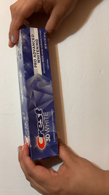 Crest 3D White Ultra Whitening Toothpaste, Vivid Mint (5.2 oz., 5 pk.) — Complimentary Gift with $33+ Orders; If the Gift Is Out of Stock or Its Price Rises, Order Cancelled with Full Refund Before Shipment