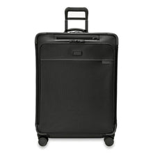 Briggs & Riley Baseline Large Expandable Spinner Black — Complimentary Gift with $1,260+ Orders; If the Gift Is Out of Stock or Its Price Rises, Order Cancelled with Full Refund Before Shipment